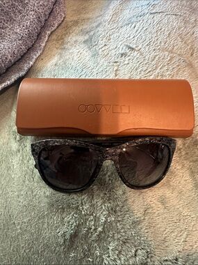 Oliver Peoples Black & Gray Oversized Sunglasses with Case